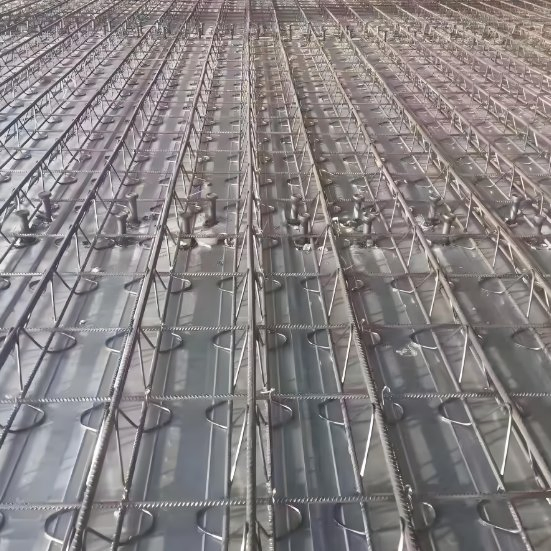 Customizable Steel Truss Bridge Decks for Corrosion Resistance