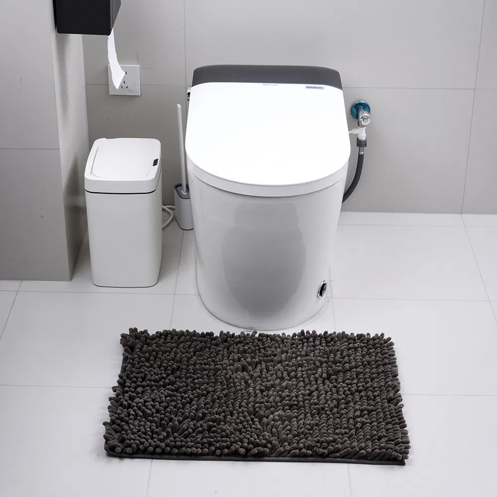 Ultra-Soft Polyester Anti-Slip Chenille Bath Mat for Bathrooms