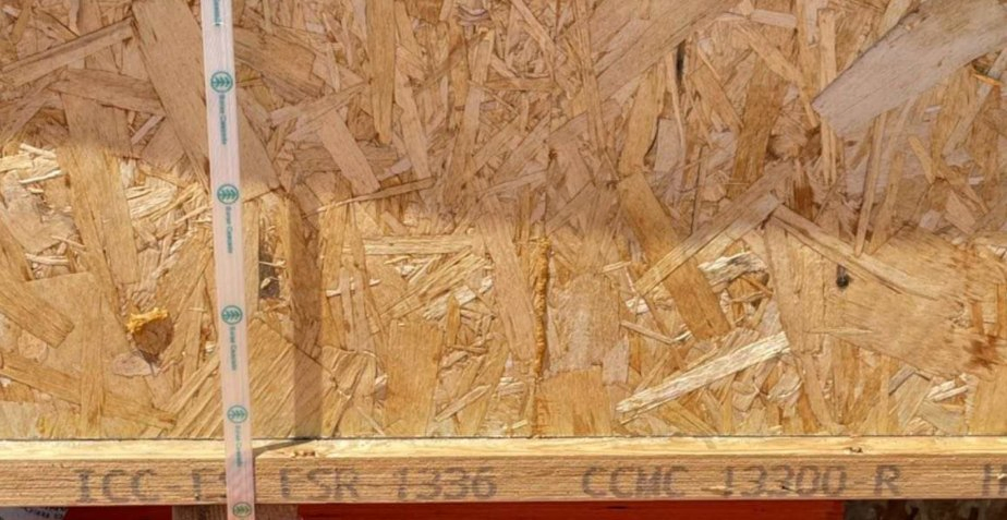Beam Engineered Roofing I Joist Beams 300X63 Structural LVL Wood Beams LVL Flange Wood Joist Hanger Bracket