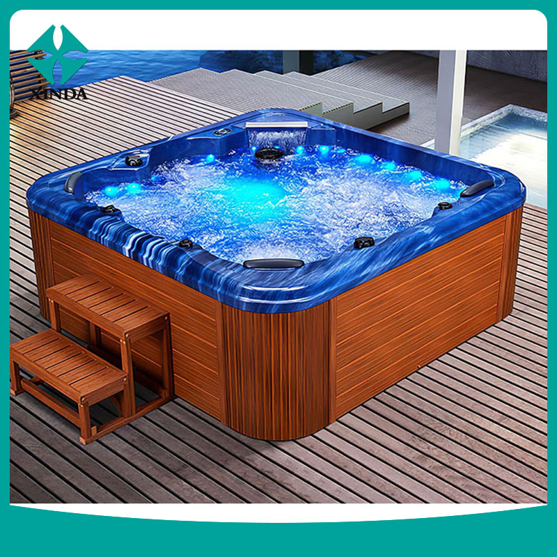 Большой уличный СПА-бассейн Luxury Garden с гидромассажем