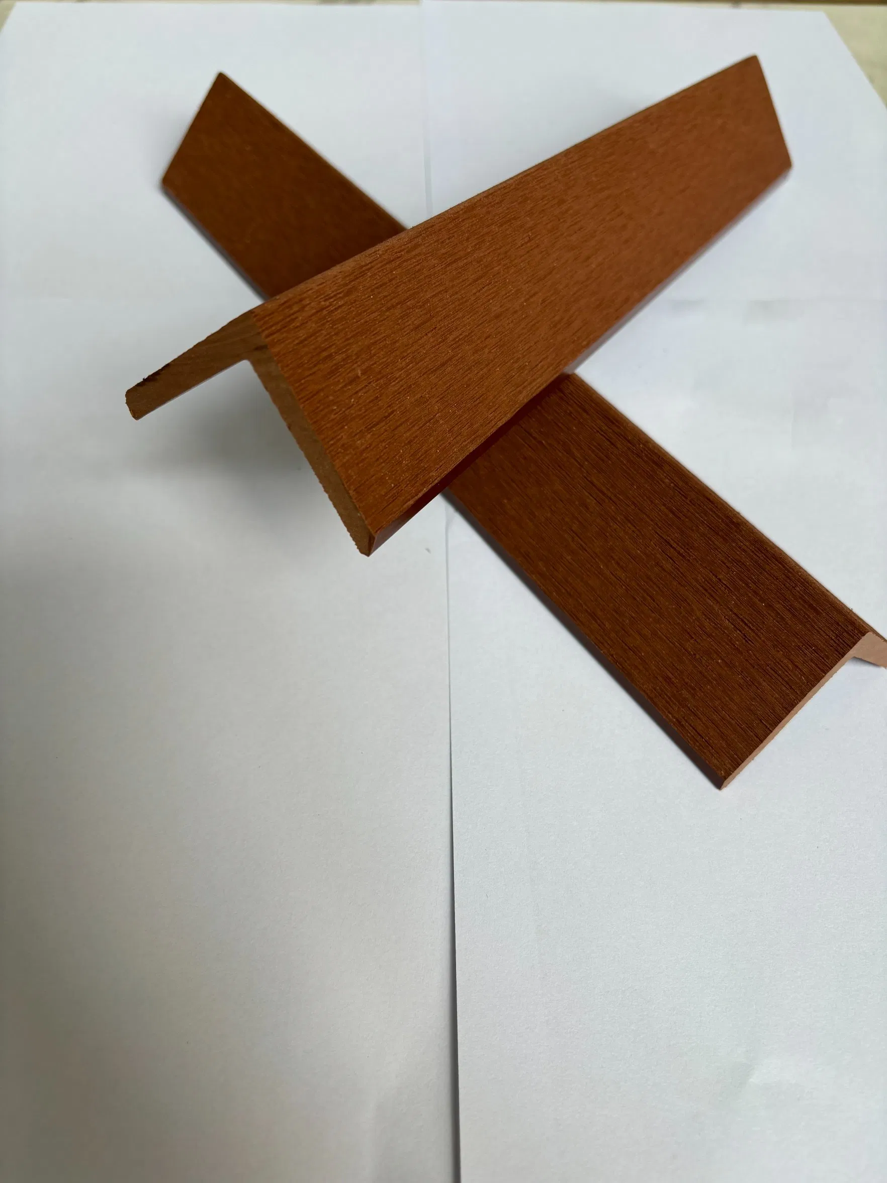 Ocox 55*68mm/48*30mm Wood Plastic Composite Outdoor WPC Flooring Corner Decking Edge Covering Accessories Decorative Stirp Flat Tile L Trim Corner