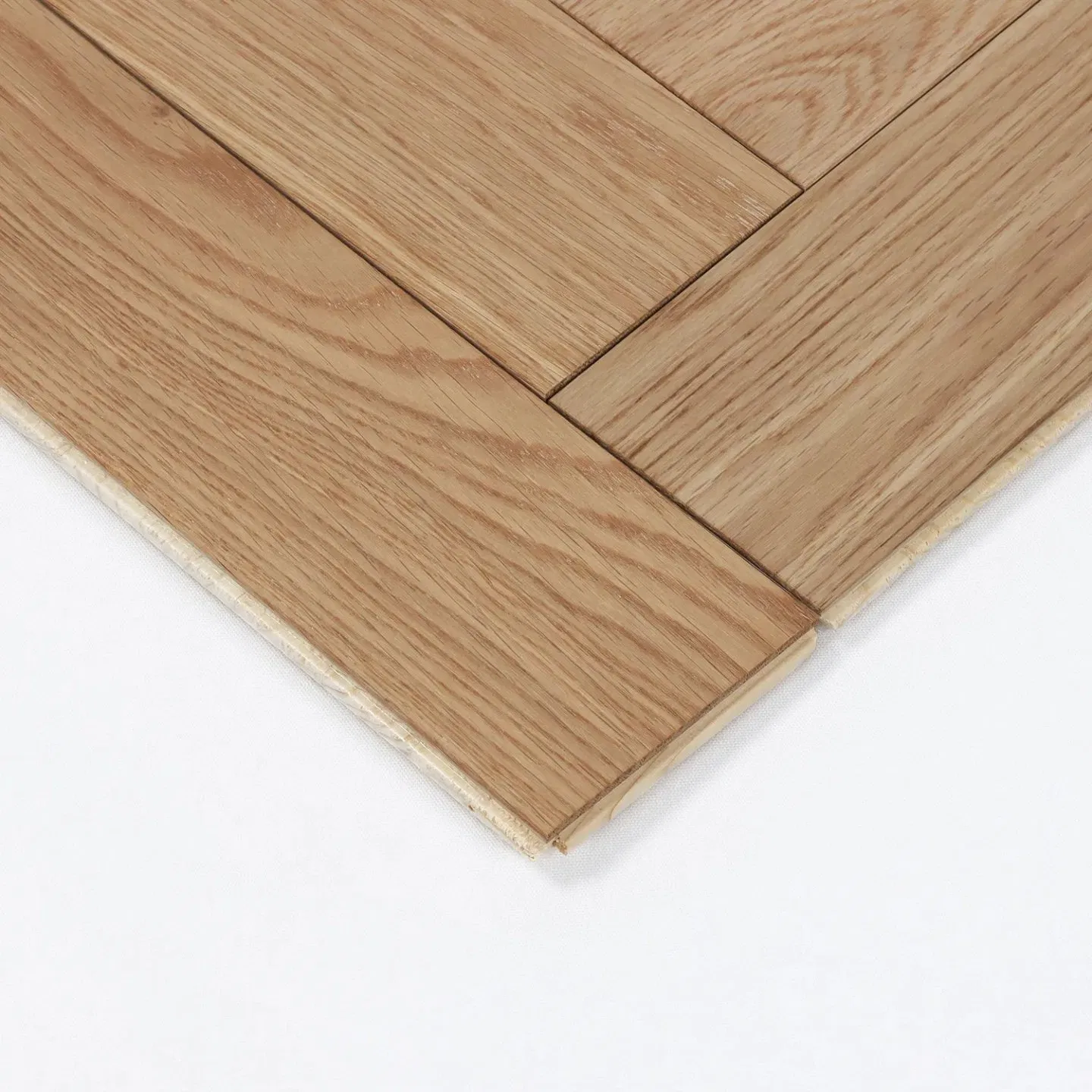 White Milk Tone European Oak Solid Hardwood Herringbone Flooring