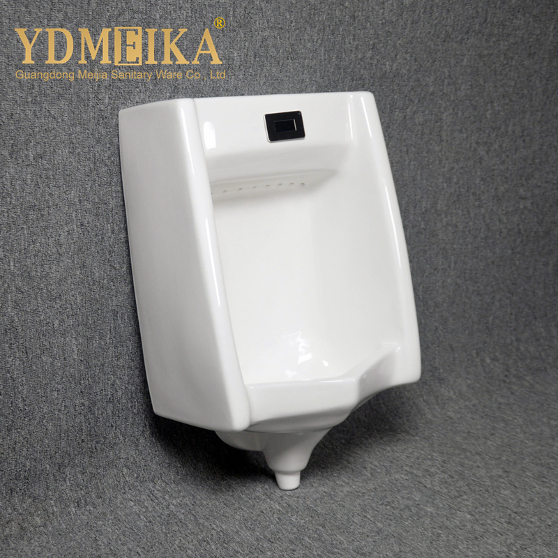 Wall Hung Ceramic Urinal Is a Luxurious Hotel Toilet Sensor Urinal Designed Specifically for Men