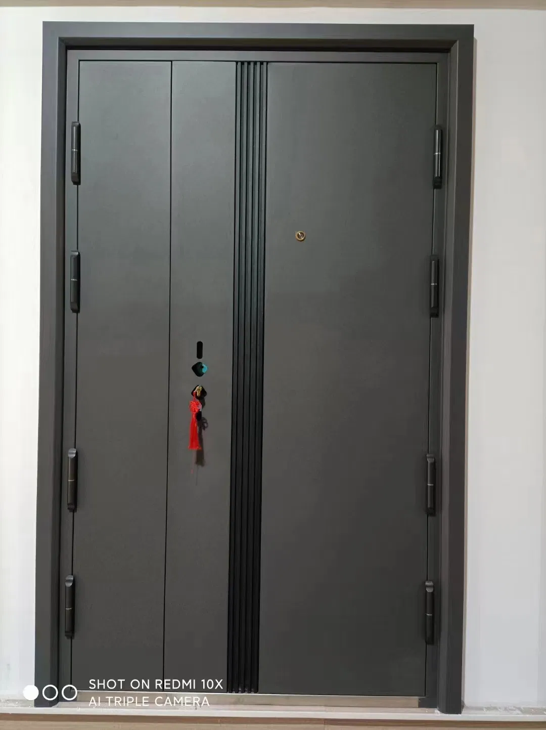 Турецкая стальная входная дверь с усиленной защитой