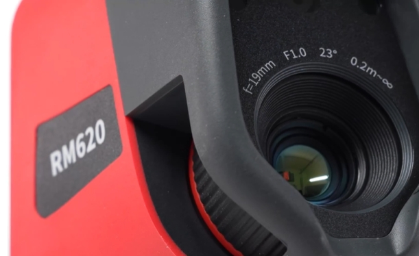 Portable Thermal Inspection Camera with Dual-Spectrum Fusion and Intelligent Task Management for Routine Inspections