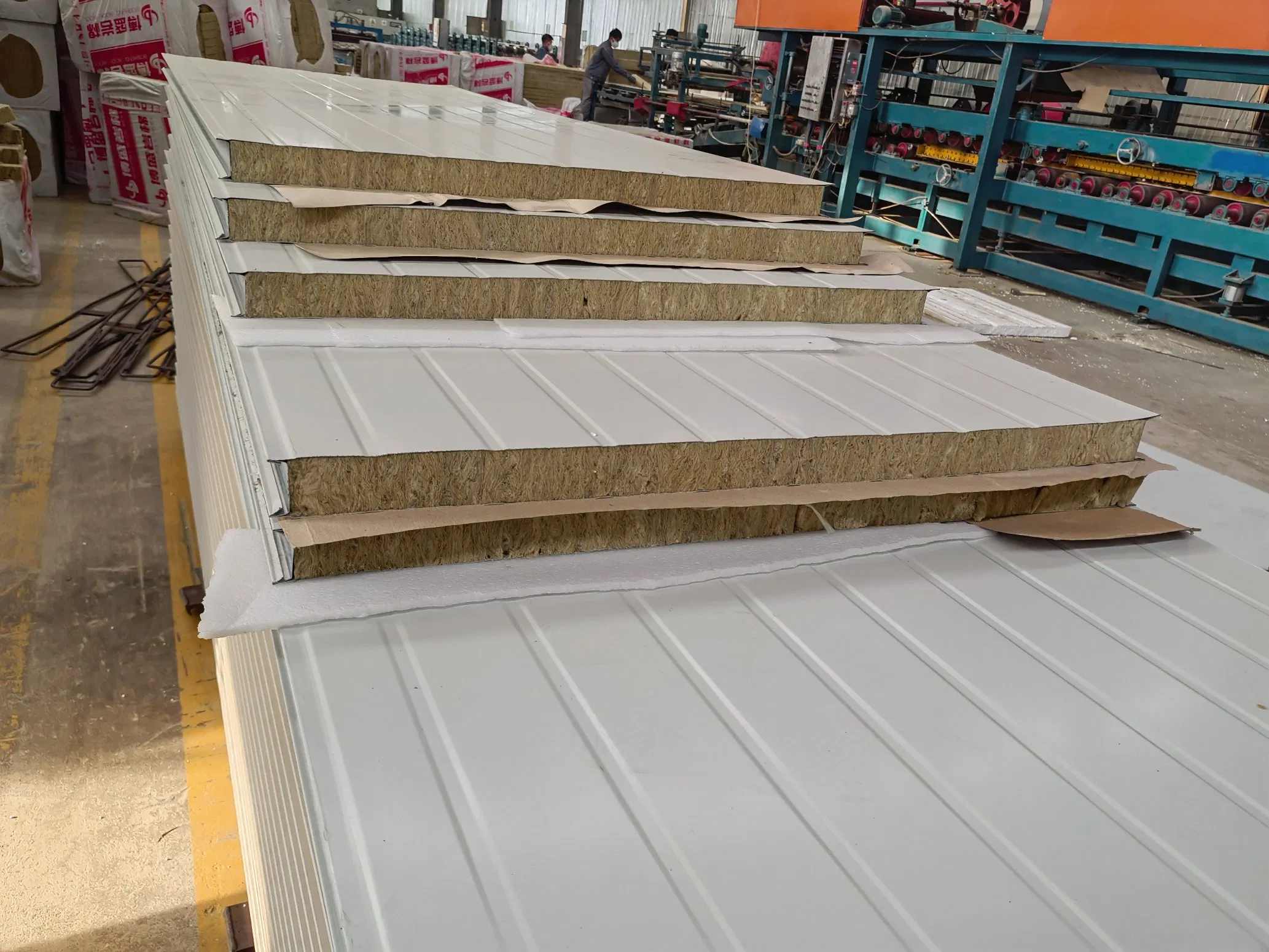 Fireproof Insulated Polyurethane Sandwich Panel for Building Structure