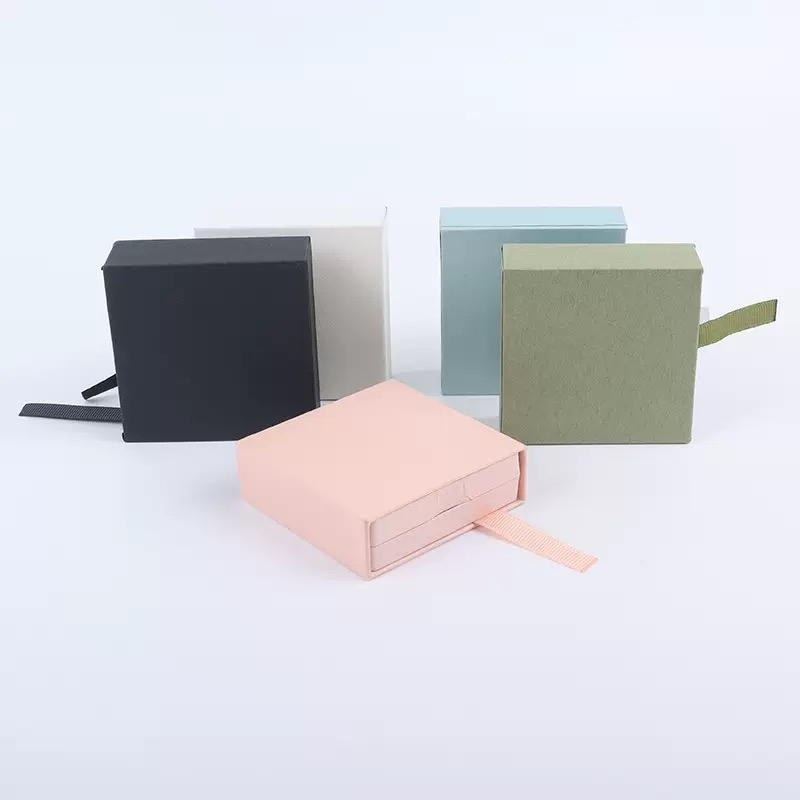 Подарочная упаковочная коробка для украшений и часов