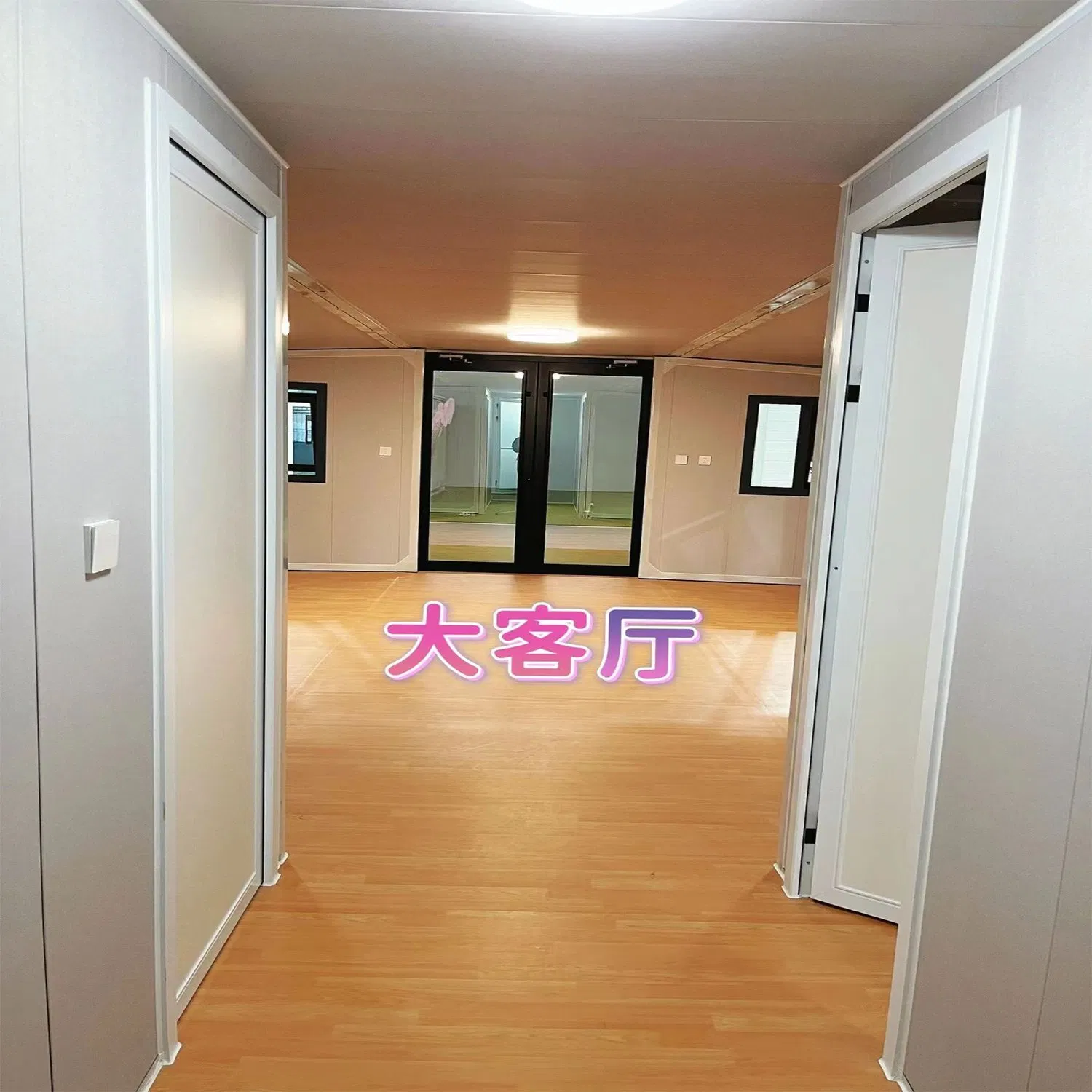 20 Foot Mobile and Expandable Prefabricated Container Room, Deluxe Prefabricated Room with 3 and 2 Bedrooms