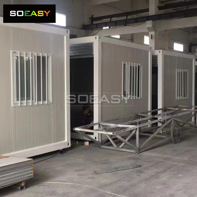 Movable Flat Pack Tiny Prefab House Shipping Container Shop with High Quality