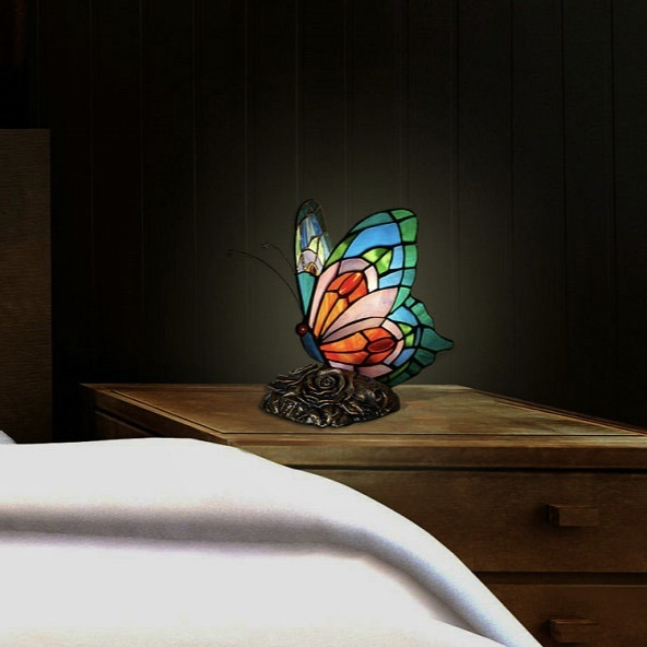Elegant Tiffany Style Stained Glass Butterfly Bedside Lamp for Bedrooms