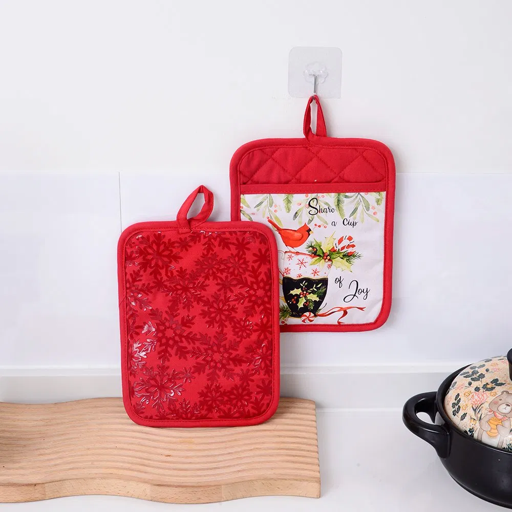 Charming Christmas-Themed Silicone Pot Holder for Home Use