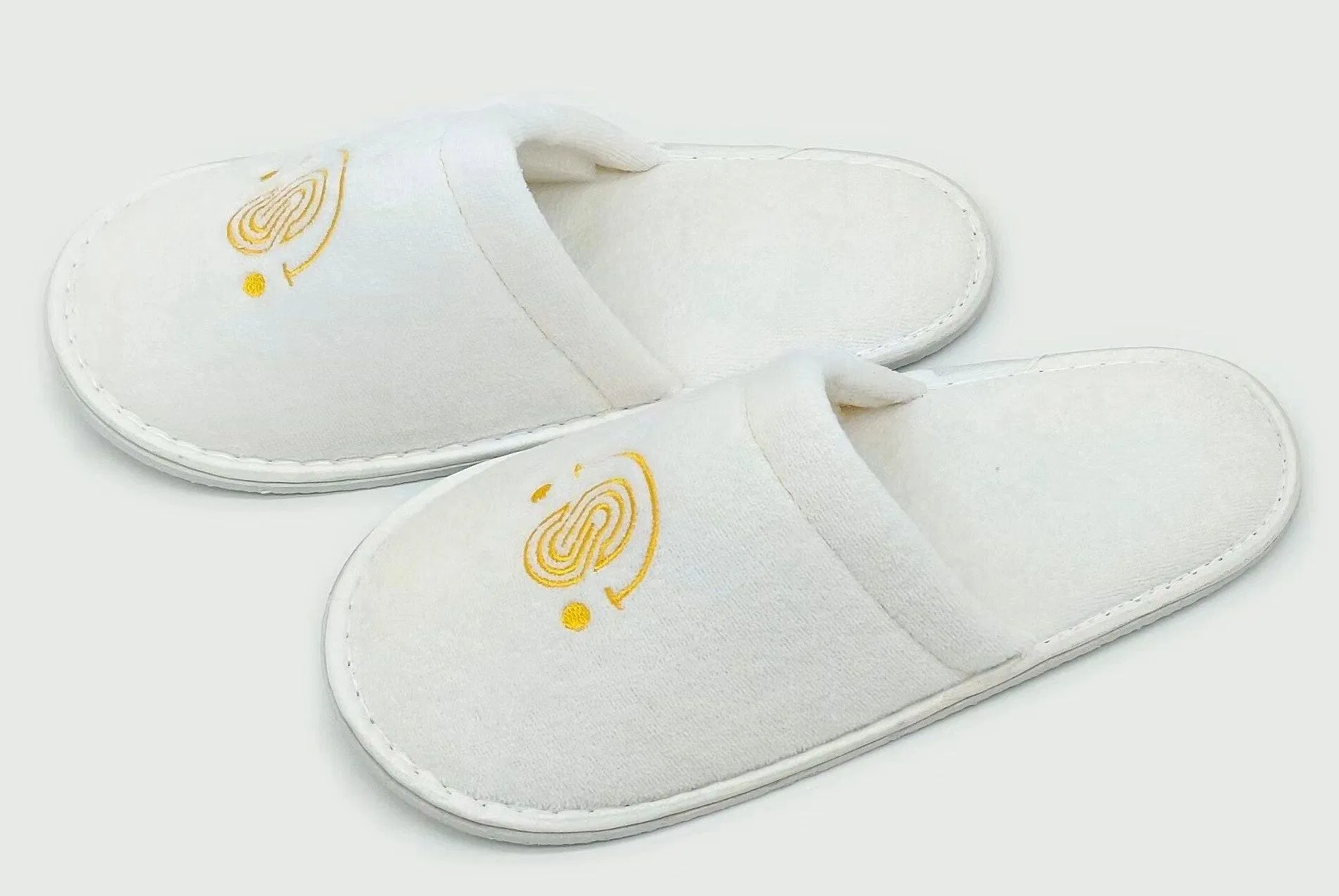 Shiney Poly Velour Close Toe Slippers Gold Color Embroidery Stylish New Terry Foam Bathroom Poly Velour Slippers for Hotel Luxury Disposable Slippers Customized