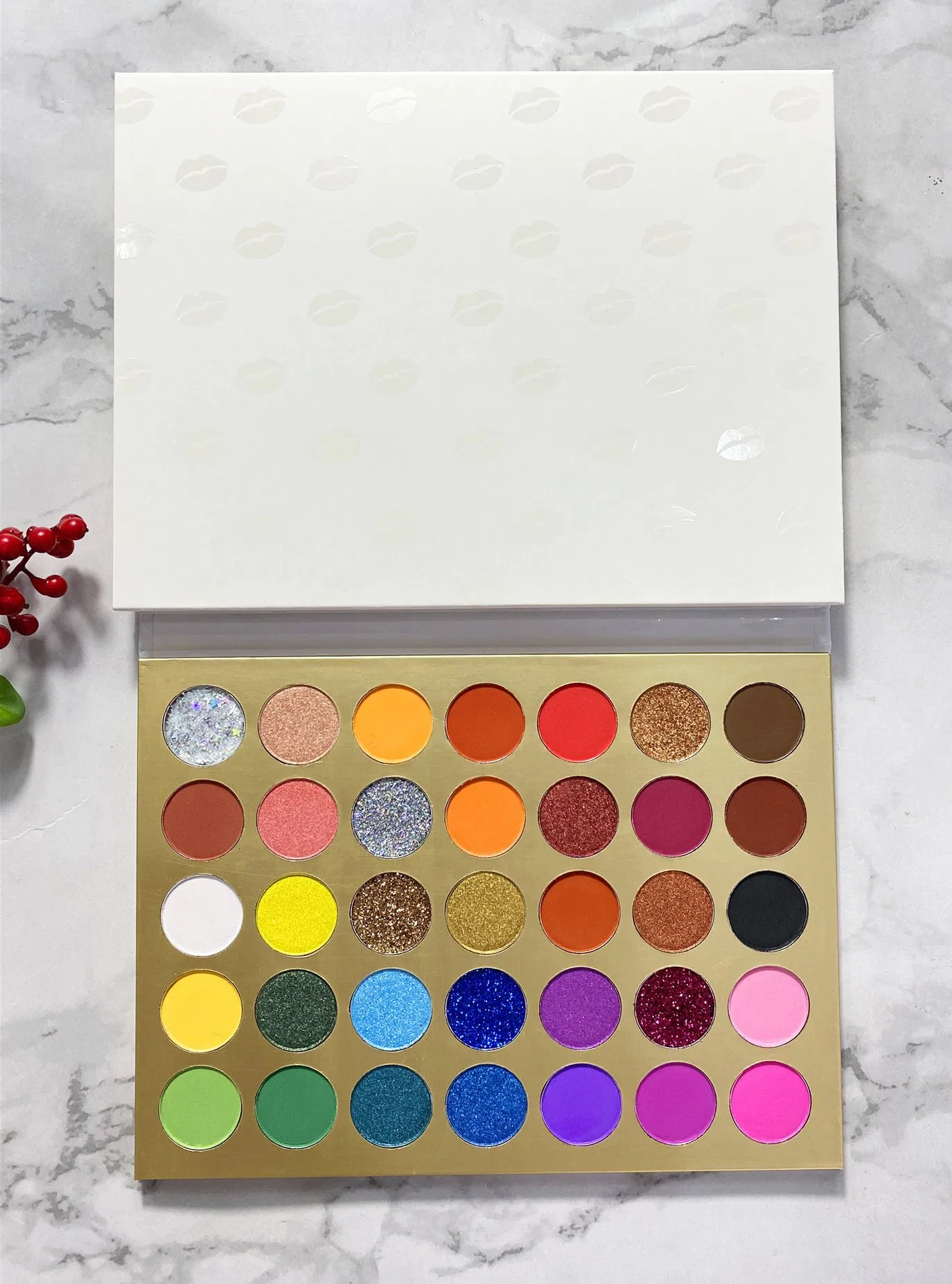 35 Color Pressed Glitters Eyeshadow Diamond Rainbow Cosmetic Eye Shadow Palette