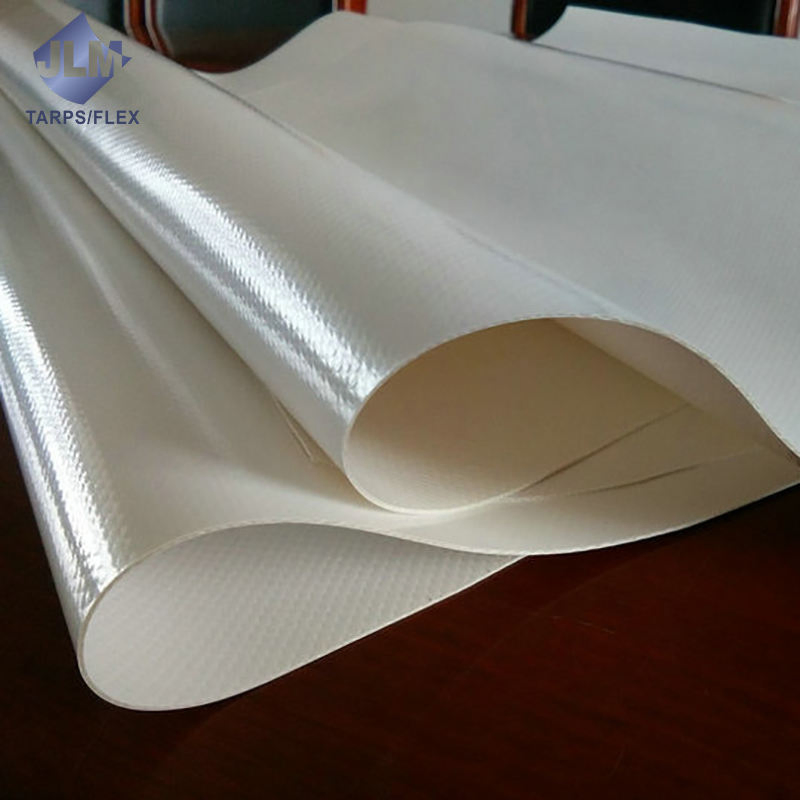 Self-Cleaning Quality PVDF Lacquer 1100dtex 30X30 PVC Coated Membrane Structure Fabric