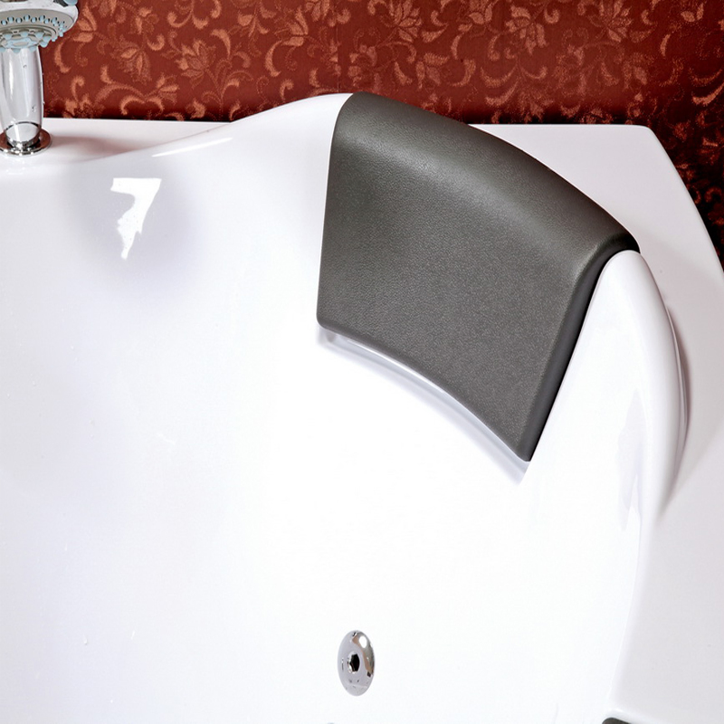 Угловая акриловая ванна с LED-подсветкой TLP-678