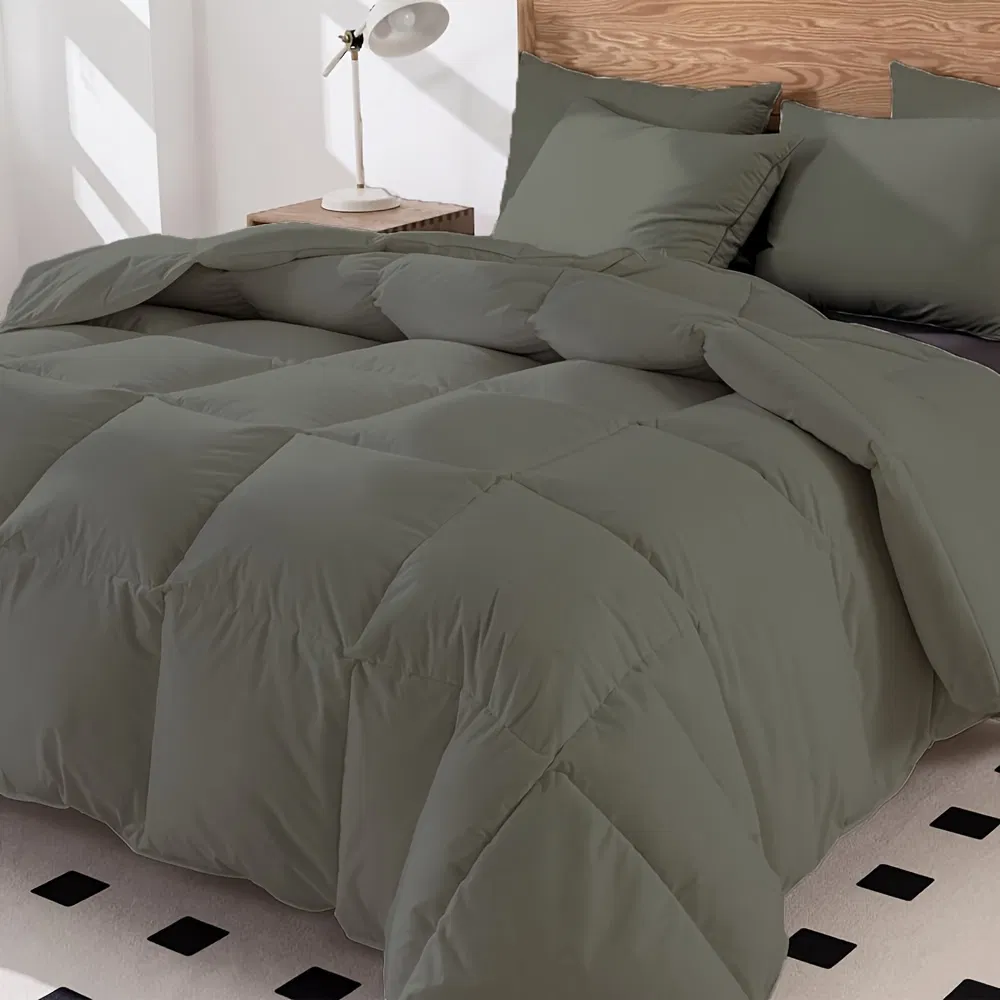 Goose Down & Microfiber Mixed Filling Quilt Cut Through Anti-Running Down