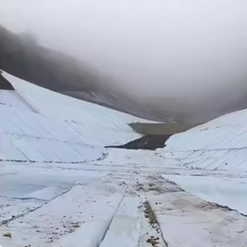 High Permeability Waterproof Needle Punched Geotextile Resistant to Aging