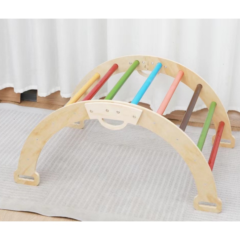 Тренажер для скалолазания складной треугольный для школы