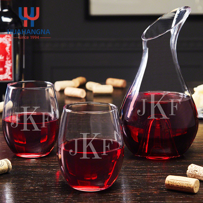 Custom Crystal Wine Decanter Classic Crystal Wine Carafe Hand Blown Clear Glass Wine Decanters