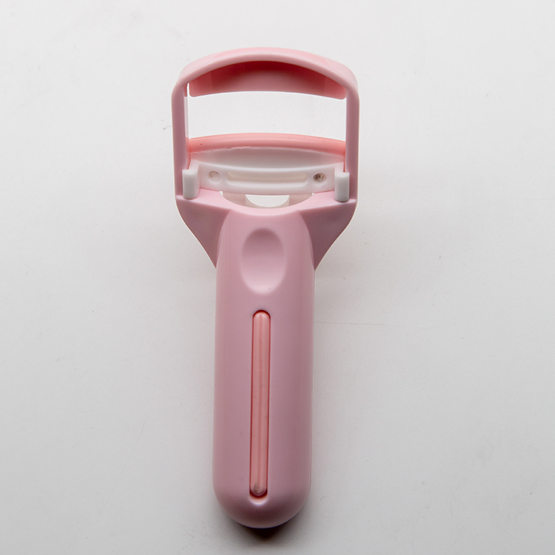 Portable Eyelash Curler with Rubber Pad Beginners Press Makeup Tool
