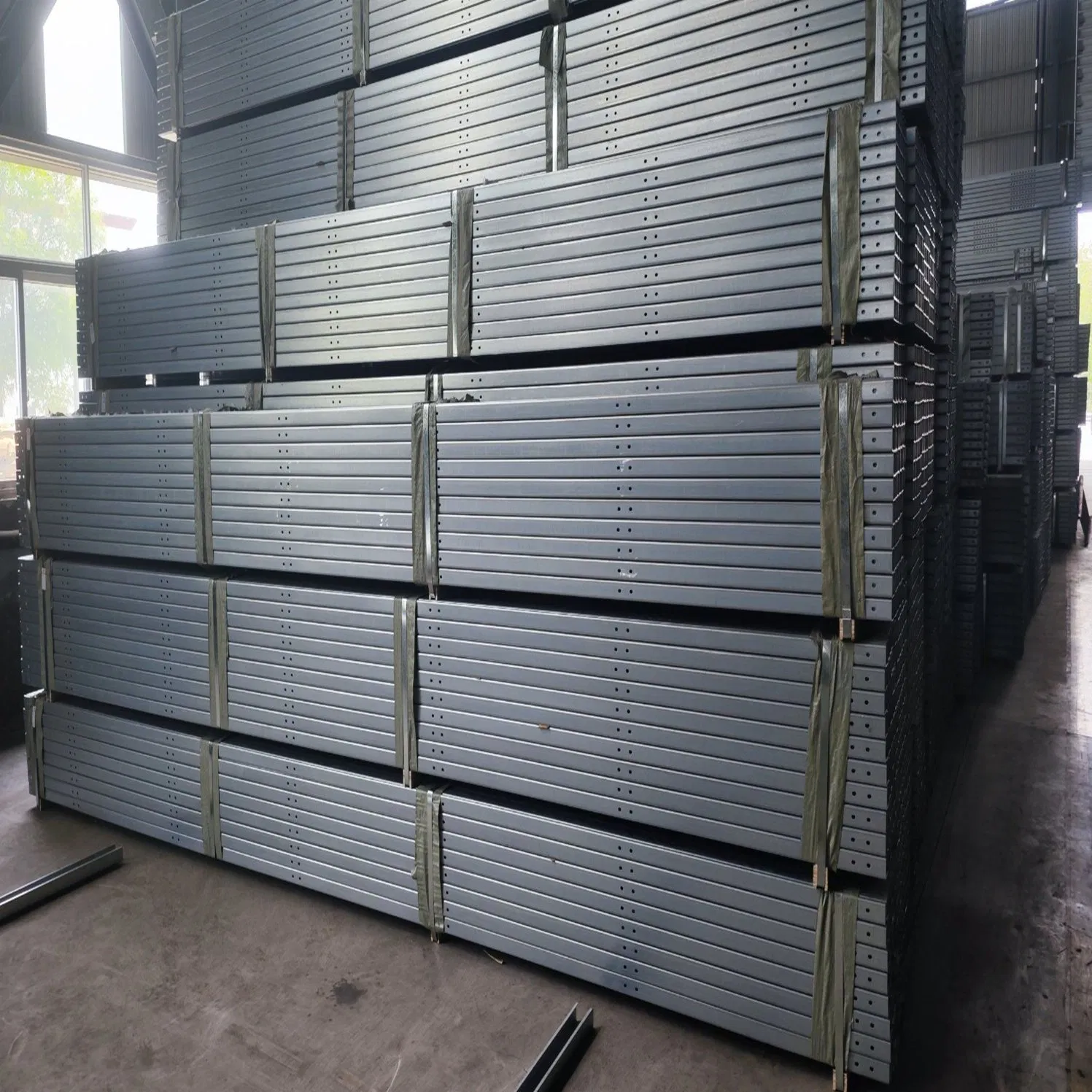 Photovoltaic Solar Power Generation Photovoltaic Bracket for Industrial Buildings