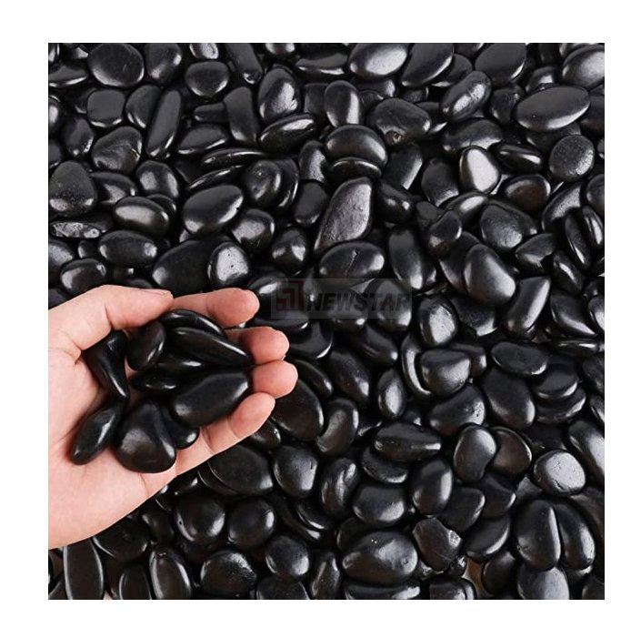 High Quality Natural Black Decorative Polished River Stones Outdoor Garden Floor Paving Pebble Stone Black