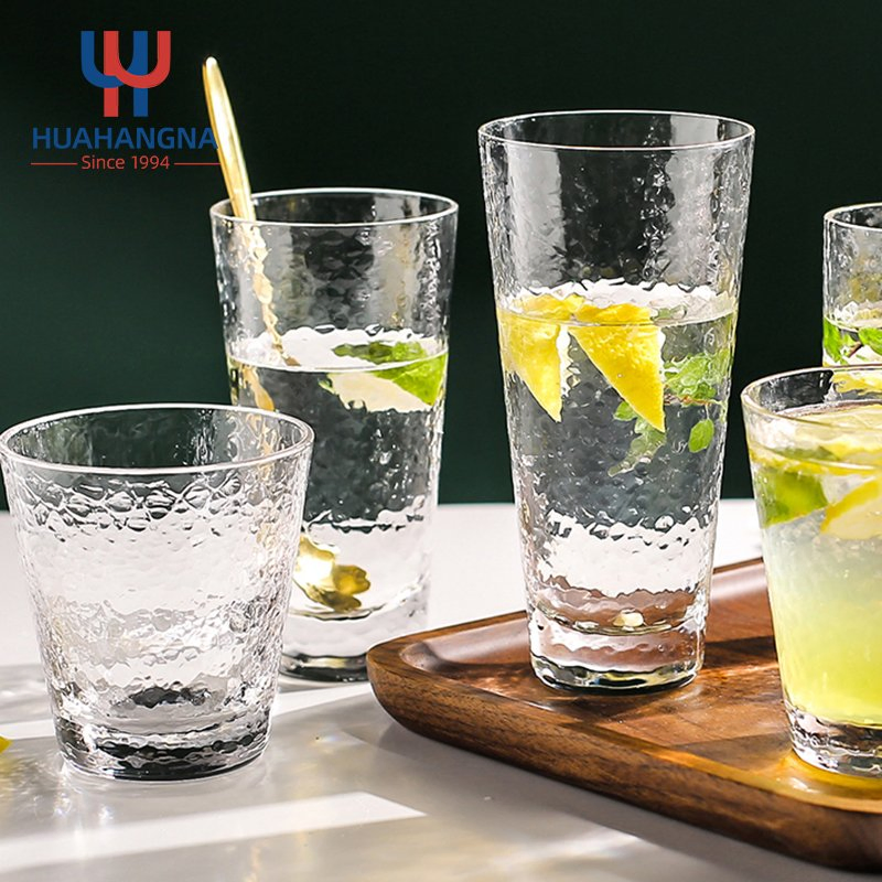 Wholesale Modern Hammer Patterned Heat-Resistant Gold Edged Glass Mug Water Cups for Juice Milk Tea Coffee