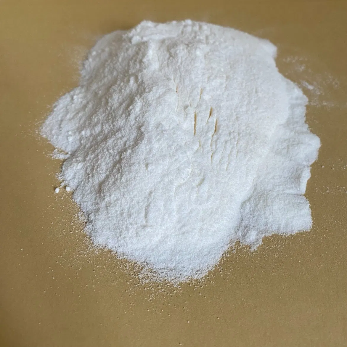 Polycarboxylate Superplasticizer Powder Is Produced From Local Chemical Raw Materials with High Water Reduction Rate for Building Concrete