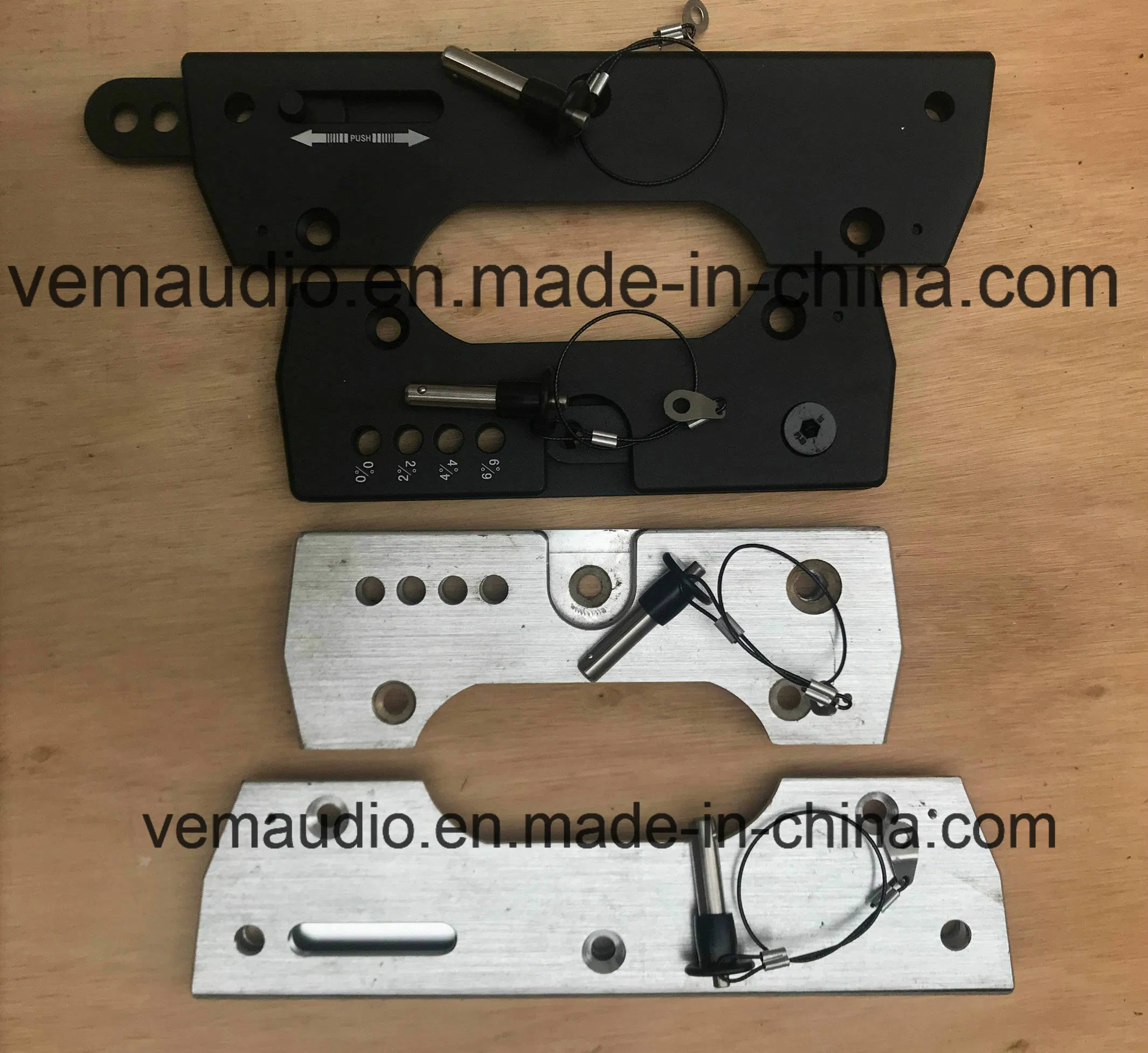 Комплект креплений для линейных массивов VEMA10-3, 10 дюймов