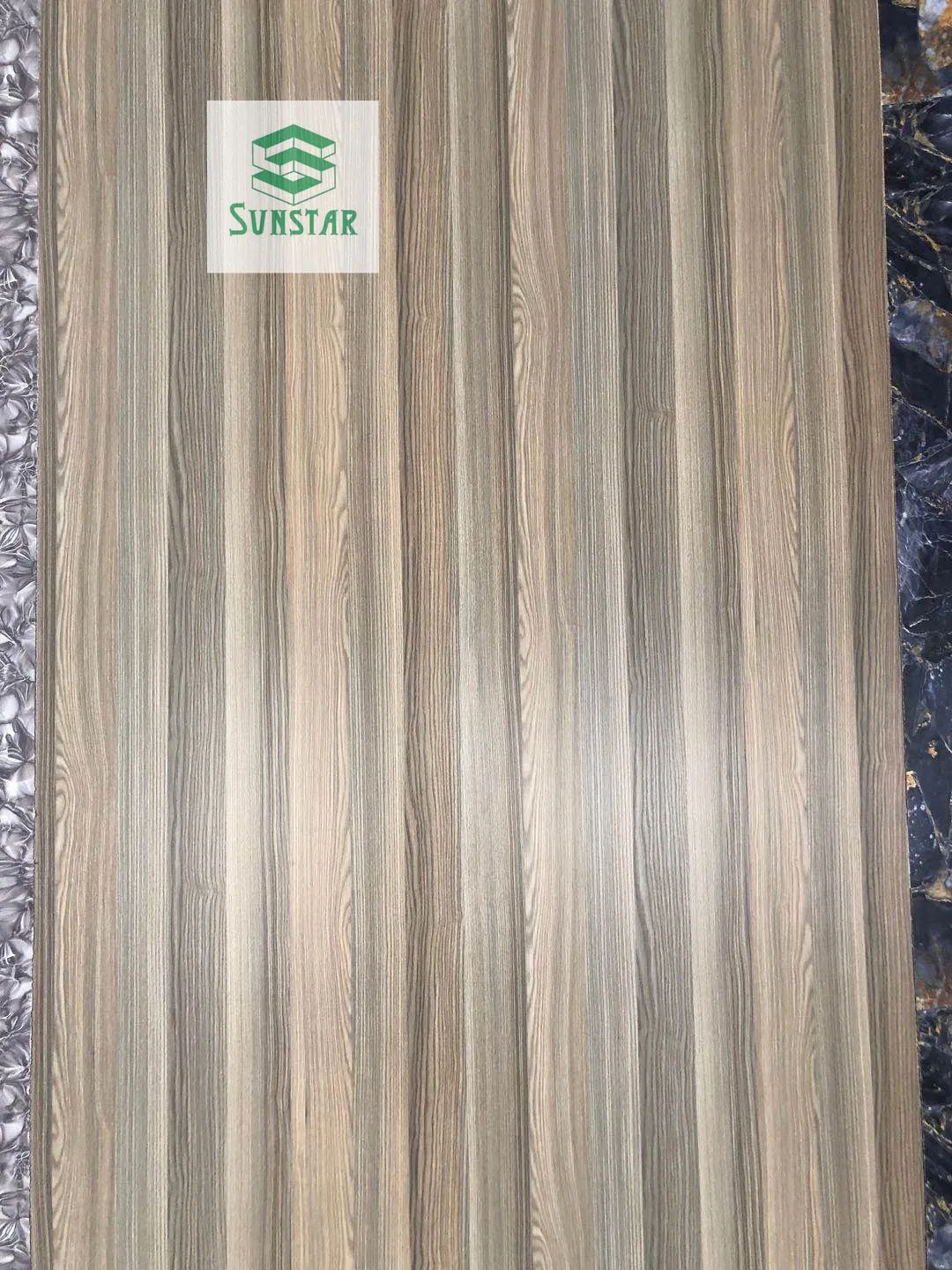 Newest Decor /Different Colour of High Quality Wholesale Light/Glossy/Matt/Embossed/Phantom Face /Finish Faced MDF for Furniture/ Decoration