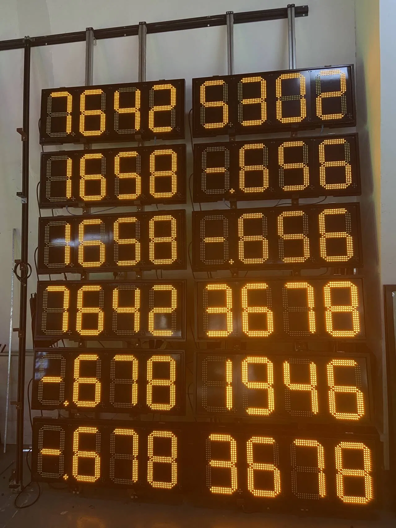 Outdoor LED Display Petrol Station 8inch-48inch 88.88 7 Segment Digit Board