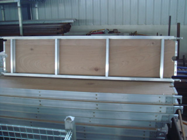 19" Wide Scaffold Alum/Plywood Deck