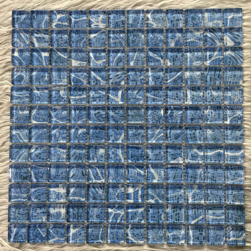 Глянцевые мозаичные плитки из художественного стекла