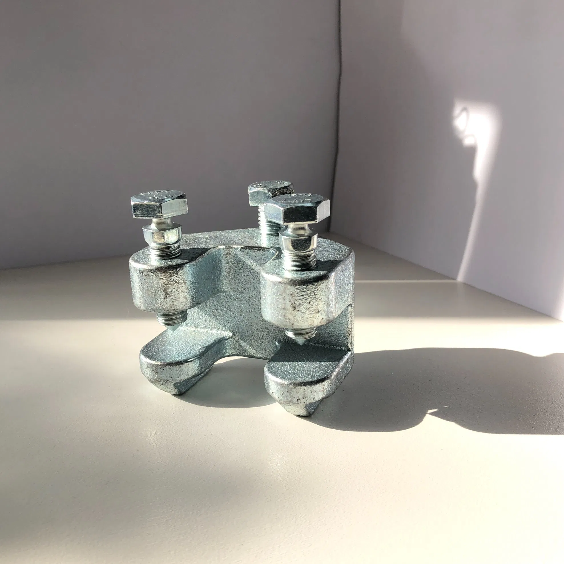 Хомут балки Qt450 с оцинковкой, тройной сертификат UL CE FM