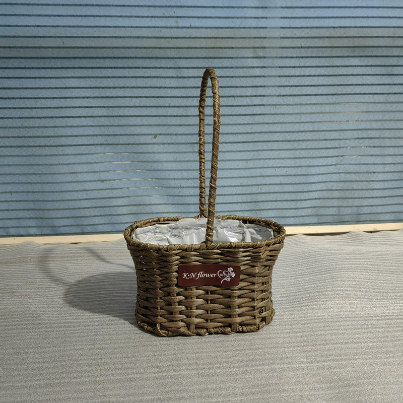 Valentine's Day Woven Straw Basket Portable Flower Packaging Basket Flower Arrangement