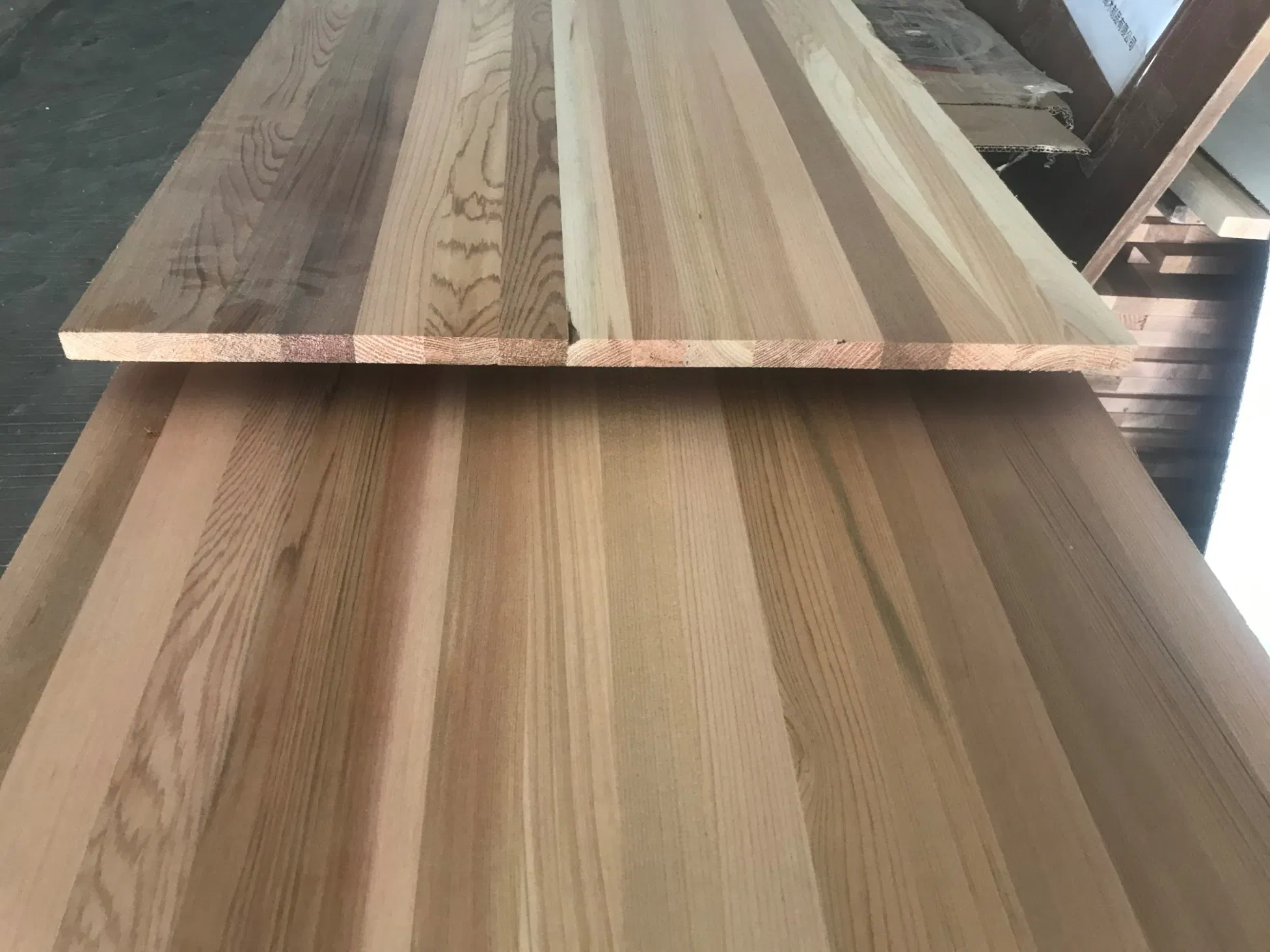 Clear Grade Nature Grain Cedar Edged Glued Board /Panels