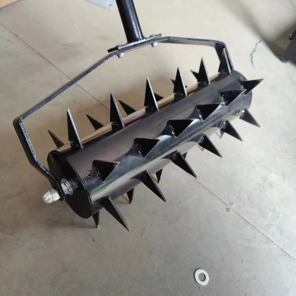 Lawn Spike Aerator with Gloves for Soil Loosening and Plant Growth