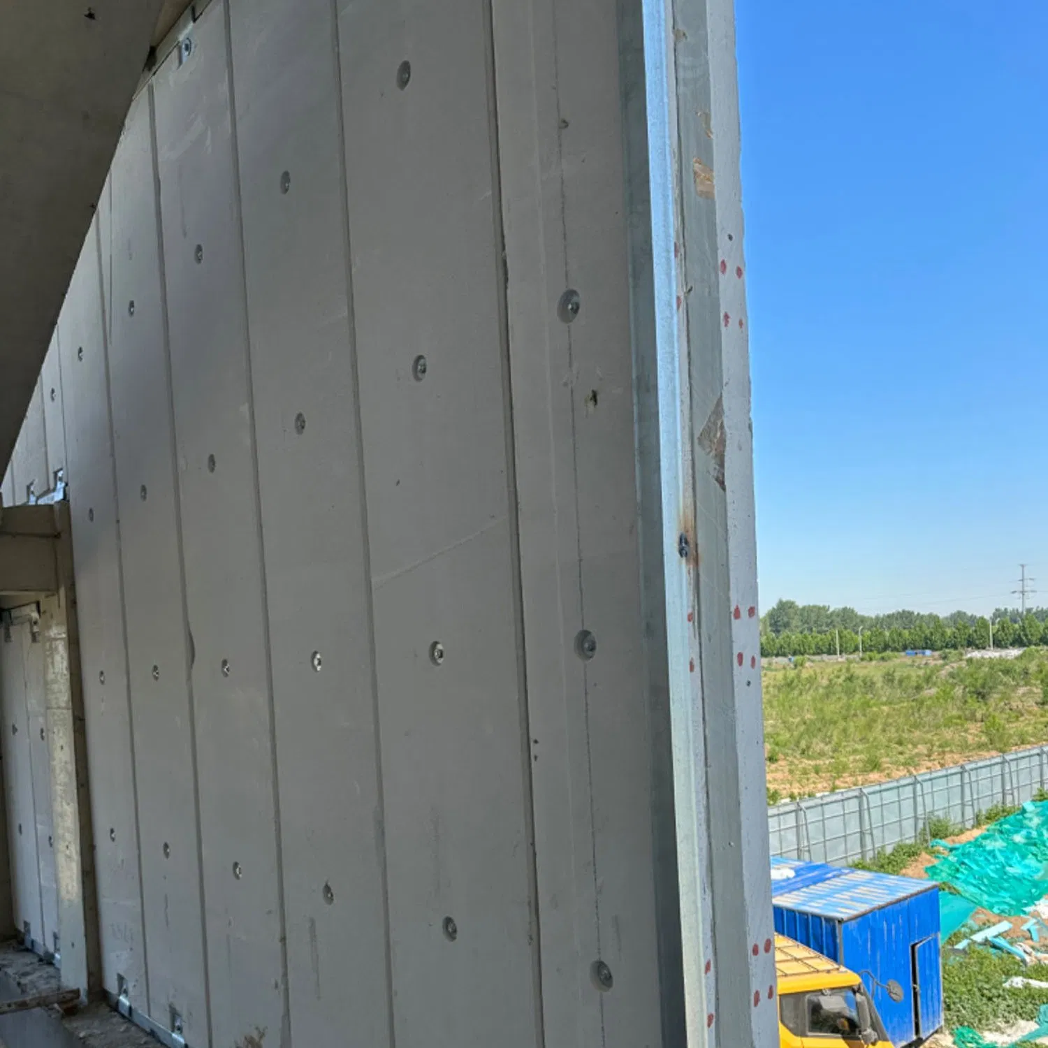 High-Performance Insulated Sandwich Wall Panel for Efficient Construction with CE