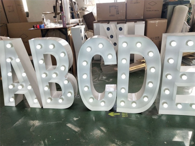 Giant LED Glowing Numbers Graduation Glowing Logo Marquee Letters