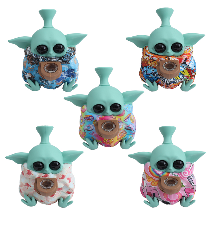 Yoda Daily Used Waterpipes Creative Shisha Hookah Hand Glass Silicone Pipe
