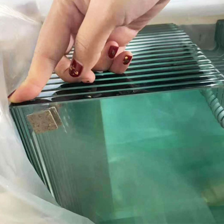Jinghu Clear Extra Bathroom Safety Building Architectural Wholesale Hest Sock Laminated Painted Tempered Glass with Customized Size