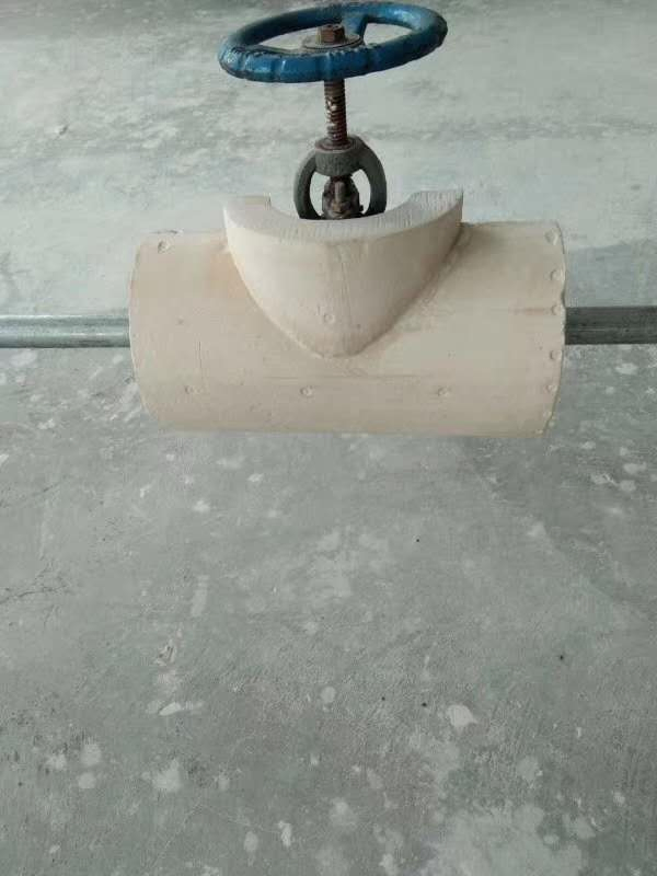 SGS Certification 650c Refractory Material Calcium Silicate Insulation Pipe