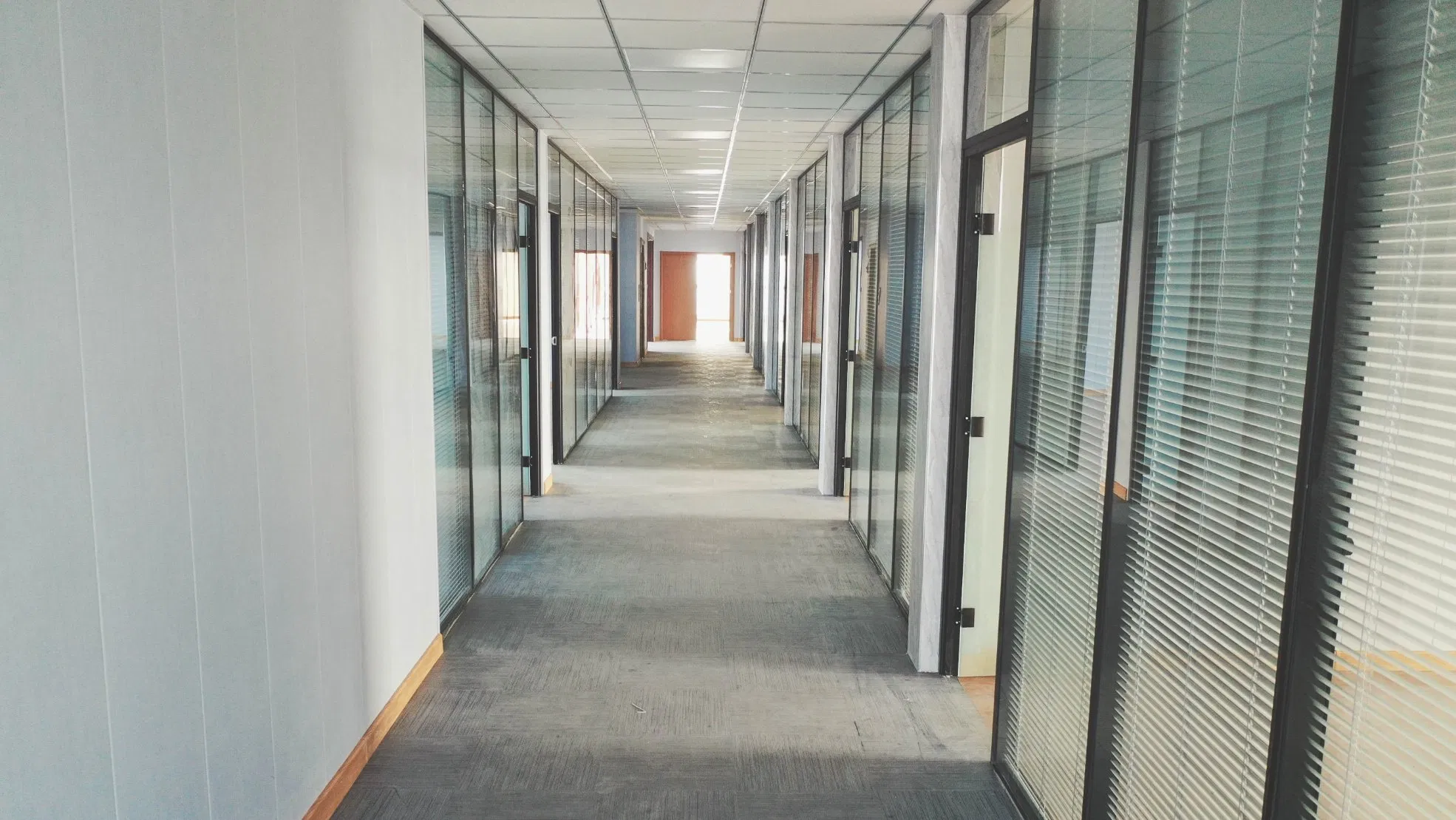 Modern Design Customized Prefabricated Steel Structure Office Building
