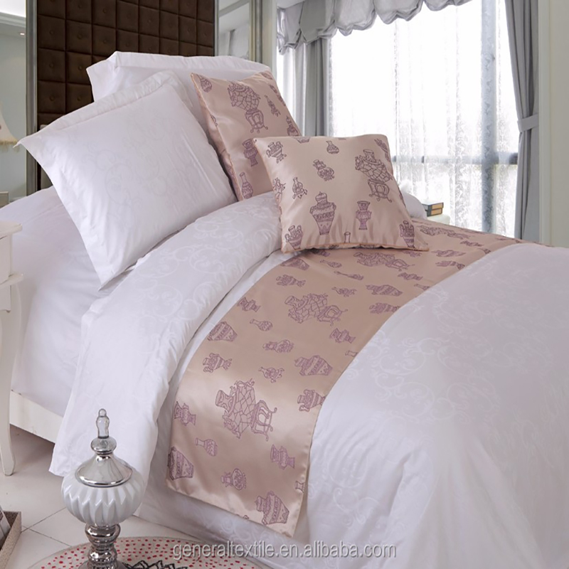New Luxury Jacquard Bed Runner Bed Sheet Set