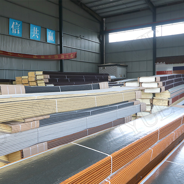 EPS Sandwich Panel/Metal Carved PU Foamed Sandwich Prefab Wall Insulation/Decoration Board