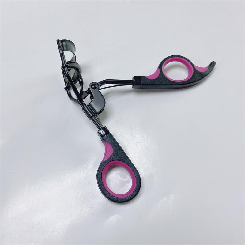 Custom Eye Beauty Professional Silicone Pad Eyelash Curler False Eyelash Curler with Plastic Handle
