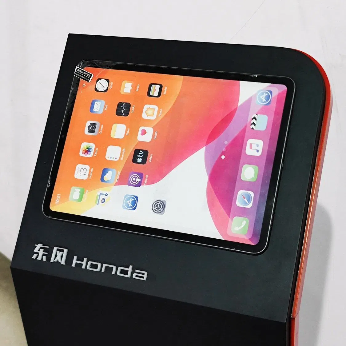 4s Auto Shop Car Display Stand Metal Product Pad Display Aluminum Display Stand