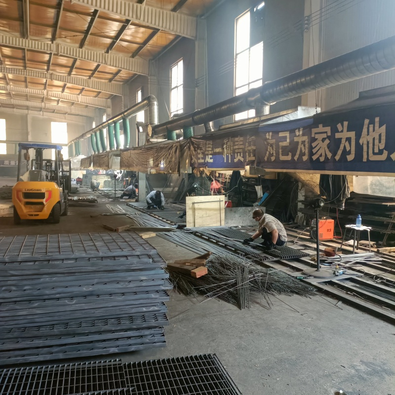 High-Quality Hot DIP Galvanized Steel Grating with Anti-Slip Features