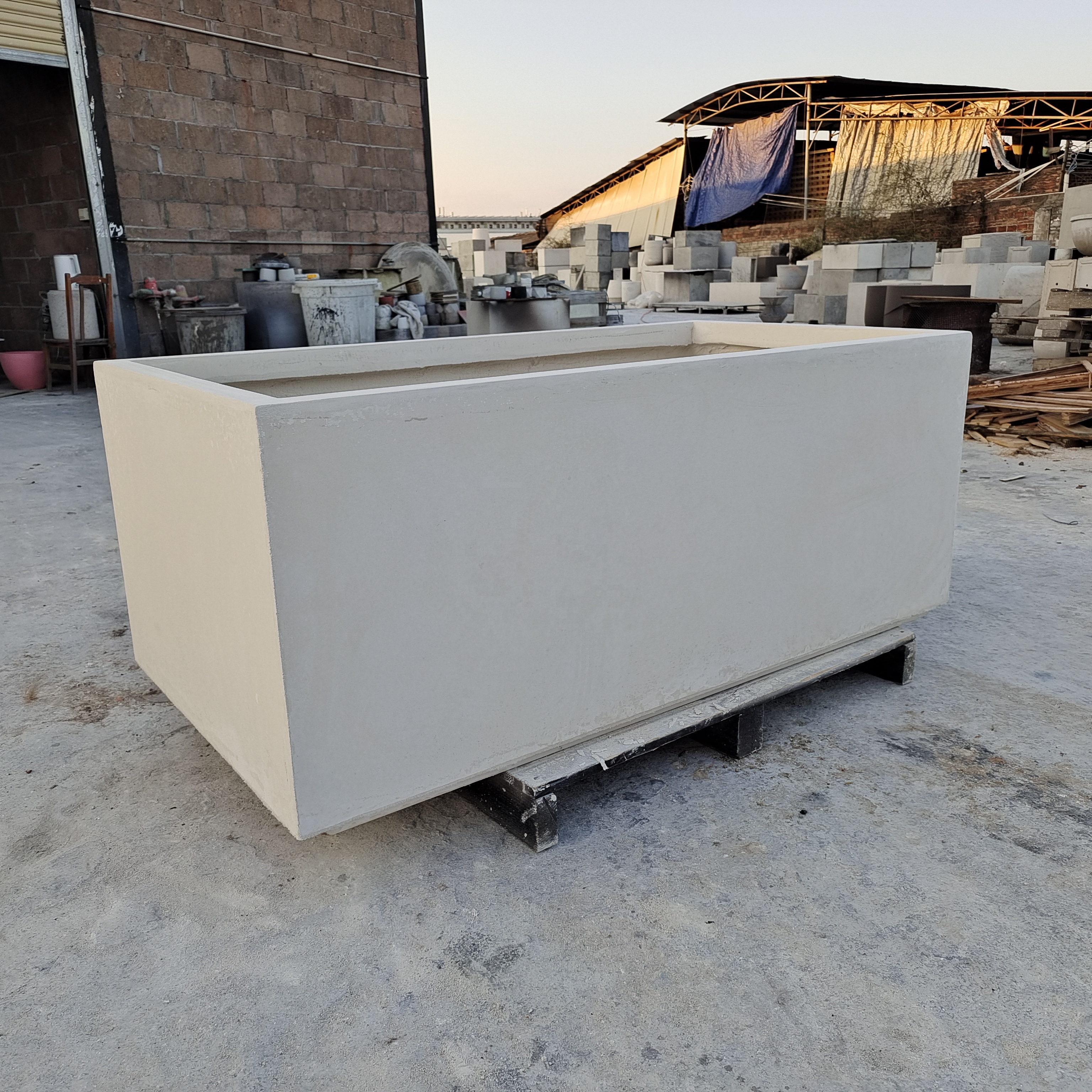 Горшок для растений напольный GRC цементный прямоугольный большой