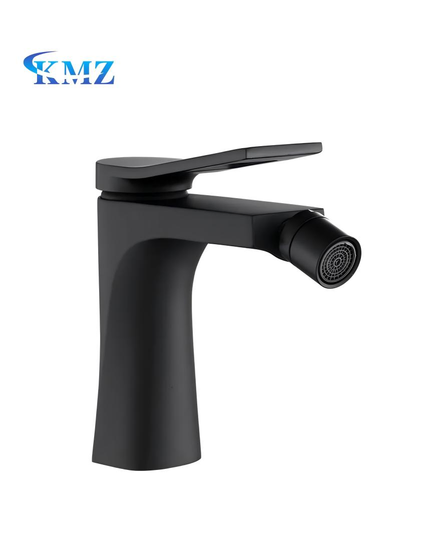 Brass Bathroom Faucet Mixer Tap Single Hole Hot and Cold Water Tap Bidet Faucet Mixer with Ceramic Valve Core